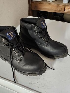 Linden Black Lace-Up Men's Work Boots